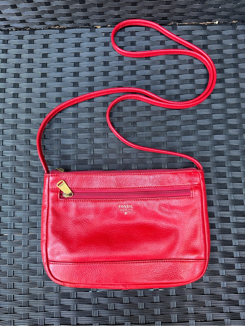 Fossil Issue No. 1954 Red Genuine Leather Crossbody Bag